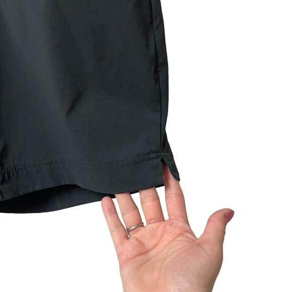 Columbia Women’s Any Time Casual Black Rain Stain Free Outdoor Shorts Size Small - Picture 6 of 12